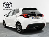 begagnad Toyota Yaris Hybrid 1,5 5D ACTIVE PLUS 2021, Halvkombi