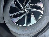 Begagnad VW ID.4 Pro Performance 150 kW (204 HK) 2023 Röd SUV