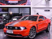 Begagnad Ford Mustang GT 418 HK (307 kW) 2011 Röd Sportkupé
