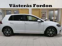Begagnad VW Golf VII 110 HK (80 kW) 2018 Vit Halvkombi