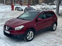 Begagnad Nissan Qashqai 150 HK (110 kW) 2010 Rödmetallic SUV