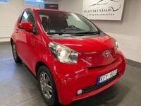 Begagnad Toyota iQ 68 HK (50 kW) 2009 Röd Halvkombi