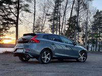 begagnad Volvo V40 D3 R-Designinspirerad