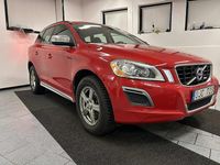 Begagnad Volvo XC60 R-Design 163 HK (119 kW) 2010 Röd SUV
