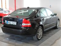 begagnad Volvo S40 2.4 Kinetic / P-sensor /Farthållare / 140hk