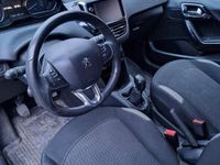 begagnad Peugeot 208 5-dörrar 1.2 VTi Euro 6 (Matt vit)