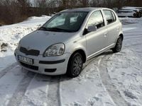 Begagnad Toyota Yaris 65 HK (47 kW) 2003