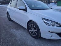 Begagnad Peugeot 308 125 HK (91 kW) 2013