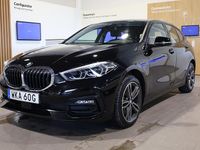 Begagnad BMW 118 Sport Line 136 HK (100 kW) 2021 Svart Halvkombi