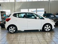 begagnad Kia Venga 1.4 CRDi Två ägare NY-BES NY-Service 90hk Drag