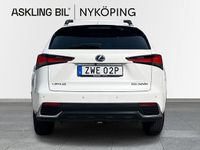 begagnad Lexus NX300h AWD 2.5 AWD Comfort LSS Dragkrok 2019, SUV