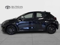 Begagnad Toyota Yaris 2024 Svart Halvkombi