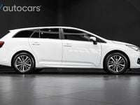 Begagnad Toyota Avensis Active 147 HK (108 kW) 2016 Vit Kombi