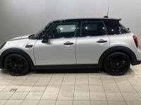 begagnad Mini Cooper S 5drs Experience Läder LED Backkamera 2023, Halvkombi