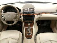 begagnad Mercedes E350 4MATIC 5G-Tronic 272hk