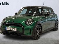 Begagnad Mini Cooper 136 HK (100 kW) 2022 British racing green metallic Halvkombi