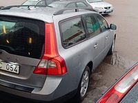 begagnad Volvo V70 2.4D Kinetic 2009