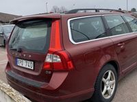 begagnad Volvo V70 D3 Momentum Euro 5