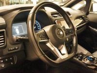 Begagnad Nissan Leaf Tekna 160 kW (218 HK) 2021 Vit Halvkombi