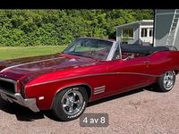 Begagnad Buick Skylark 233 HK (171 kW) 1968 Röd Cab