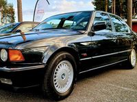 Begagnad BMW 730 218 HK (160 kW) 1993 Diamantsvart metallic Sedan