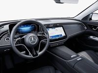 begagnad Mercedes E300 laddhybrid drag panorama rattvärme
