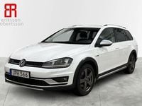 Begagnad VW Golf Alltrack 180 HK (132 kW) 2017 Vit Kombi