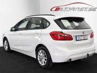 Begagnad BMW 218 Active Tourer Advantage 137 HK (100 kW) 2014 Vit Minibuss