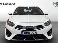 Begagnad Kia Ceed 141 HK (103 kW) 2023 Vit Halvkombi