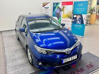 begagnad Toyota Auris Hybrid e-CVT Comfort Euro 6 2015, Halvkombi