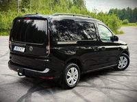 Begagnad VW Caddy 75 HK (55 kW) 2023 Svart Minibuss