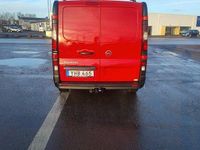 Begagnad Opel Vivaro S 95 HK (69 kW) 2017 Röd Minibuss