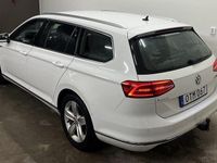 Begagnad VW Passat GT 190 HK (139 kW) 2015 Vit Kombi