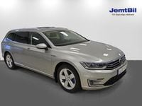 Begagnad VW Passat GTE 2016 Silver Kombi