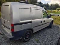 Begagnad Opel Combo 75 HK (55 kW) 2011 Van