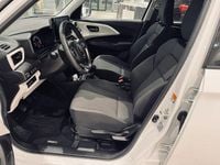 Begagnad Suzuki Swift 83 HK (61 kW) 2024 Vit Halvkombi