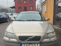 Begagnad Volvo S60 140 HK (102 kW) 2001 Ljusbrun Sedan