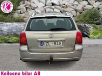 begagnad Toyota Avensis Kombi 1.8 VVT-i