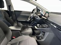 Begagnad MG MG4 EV 125 kW (170 HK) 2024 Vit Halvkombi