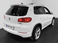 begagnad VW Tiguan 2.0 TDI AWD R-Line Pano Värm Kamera Drag