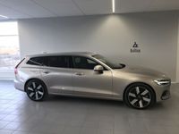 begagnad Volvo V60 Recharge T8 Ultimate Bright 2024, Kombi