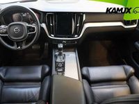 begagnad Volvo V60 T5 R-design Pano H/K Drag 360-Kam HuD 250hk