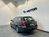 begagnad Toyota Avensis Kombi 2.0 D-4D 124hk Dragkrok