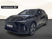 Begagnad Toyota bZ4X Style 2023 Svart SUV
