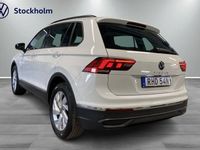 begagnad VW Tiguan Life TSI150 DSG Drag/Backkamera