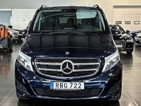 Begagnad Mercedes V250 Avantgarde 190 HK (139 kW) 2015 Mörkblå Minibuss