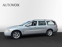 Begagnad Volvo V70 Kinetic 141 HK (103 kW) 2005 Ljusgrå Kombi