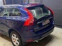 Begagnad Volvo XC60 Ocean Race 150 HK (110 kW) 2016 Blå SUV