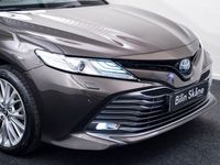 begagnad Toyota Camry Hybrid CVT Executive Head-Up GPS 218 hk