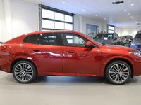 Begagnad BMW iX2 Comfort Edition 230 kW (313 HK) 2026 Röd SUV